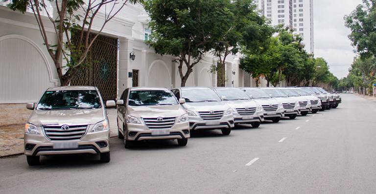 Đa dạng đối tượng sử dụng dịch vụ thuê xe sự kiện